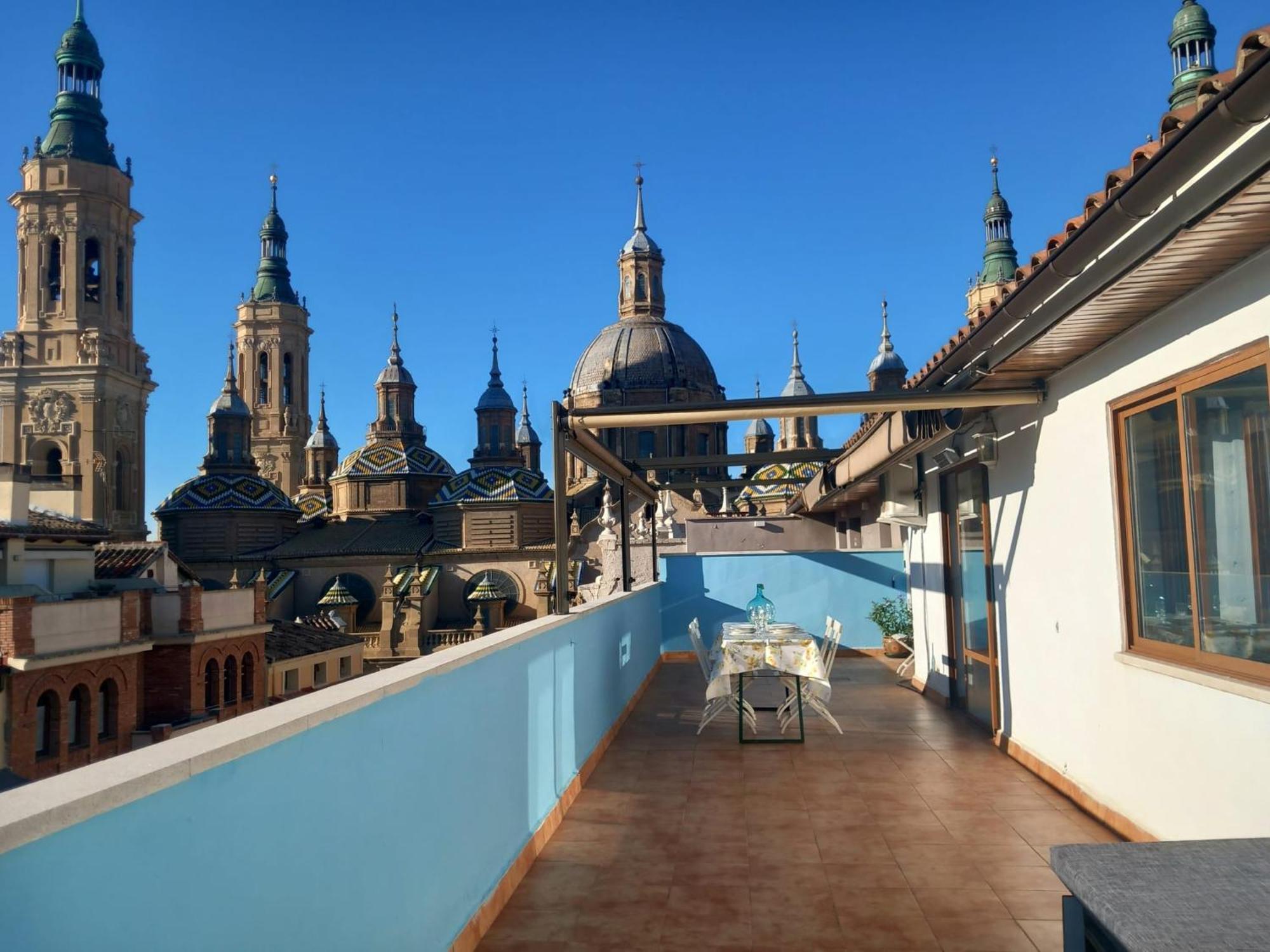 サラゴサLa Terraza Del Pilarアパートメント エクステリア 写真